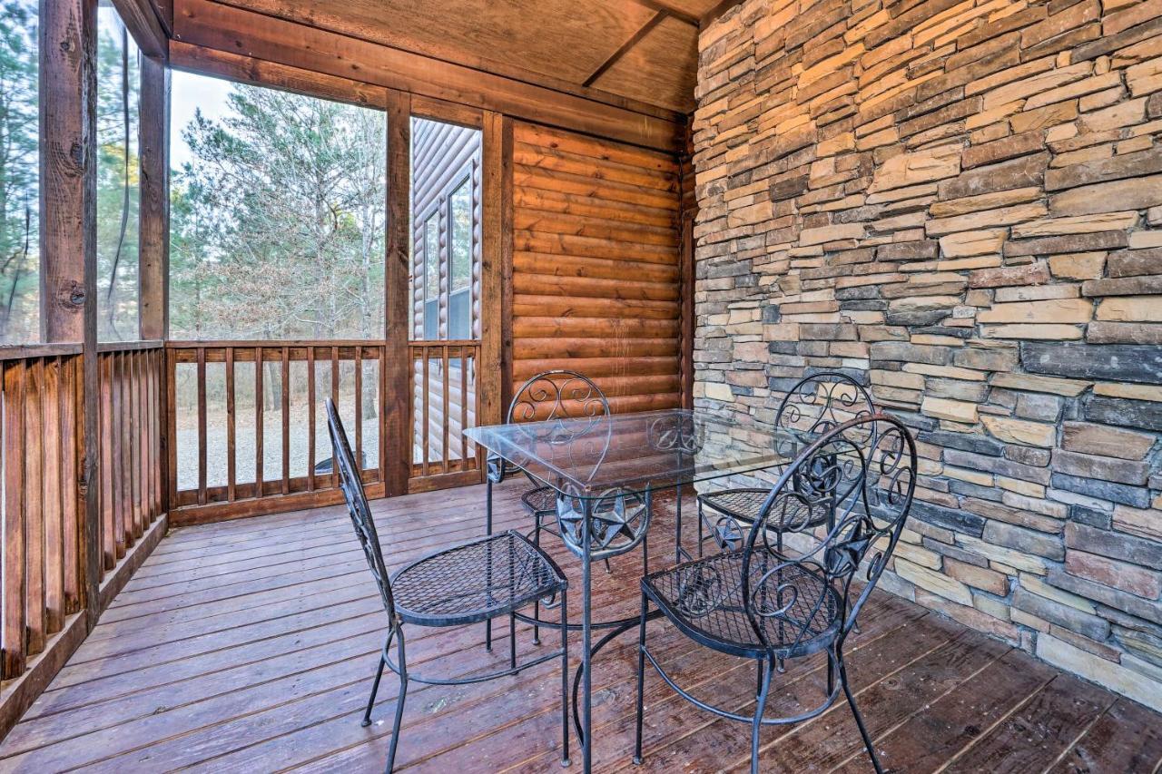 Broken Bow Cabin With Deck, Hot Tub And Fire Pit! 외부 사진